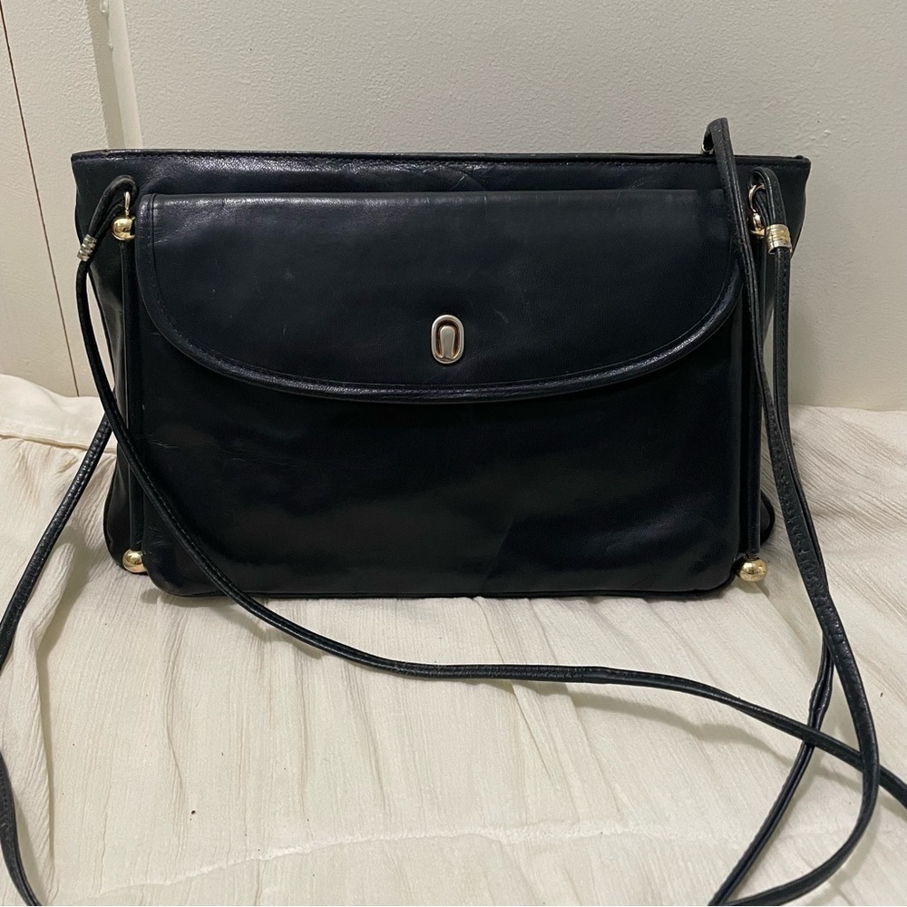Vintage La Belle Montreal Navy Blue Leather Classic Crossbody Bag Purse